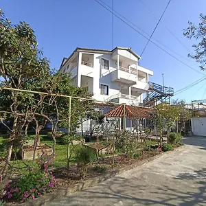 Country house Osmani, Durres